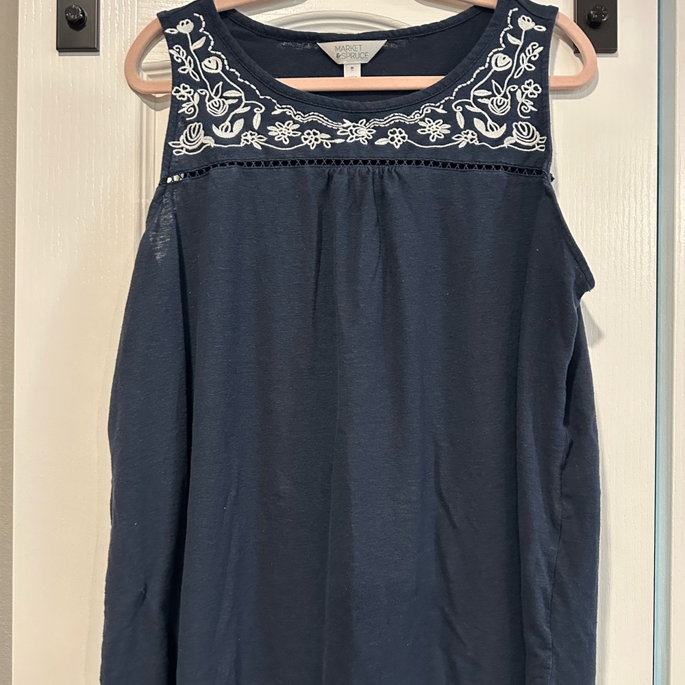 Plus-Size 2X Navy Blue Lace Tank Top!!